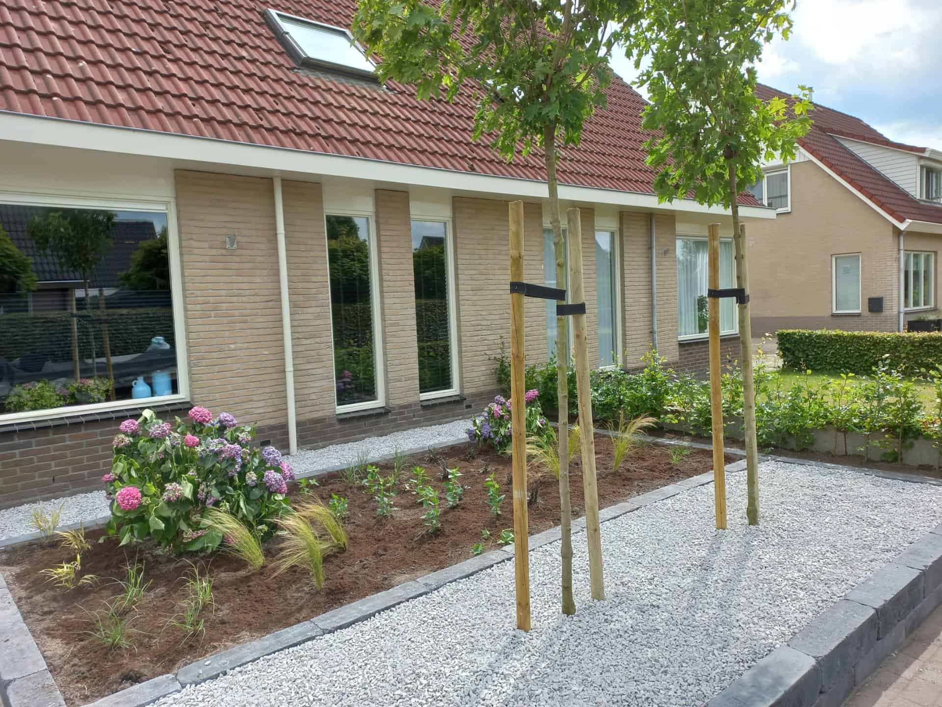 Voortuin renovatie Kollum